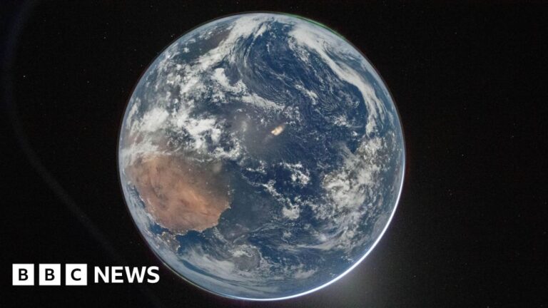 The 40 minutes when the Artemis crew loses contact with the Earth